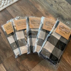 New 5-packages of (4 set napkins)